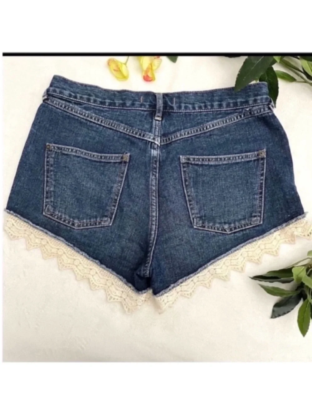 Free People Dark Blue Denim Shorts with Cream Lace Trim Size 26